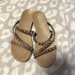 Madden girl shoes. Size 8. Brown studs. So cute!